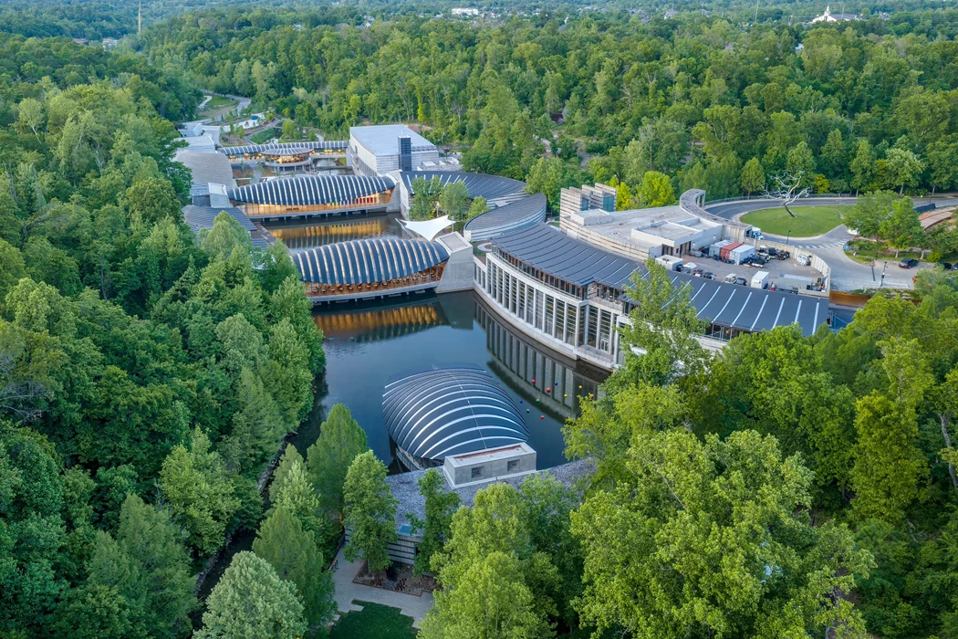 Northwest Arkansas museum and wooded landscape